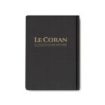 Lire le Coran en français est un moyen de découvrir une traduction des sens des versets.